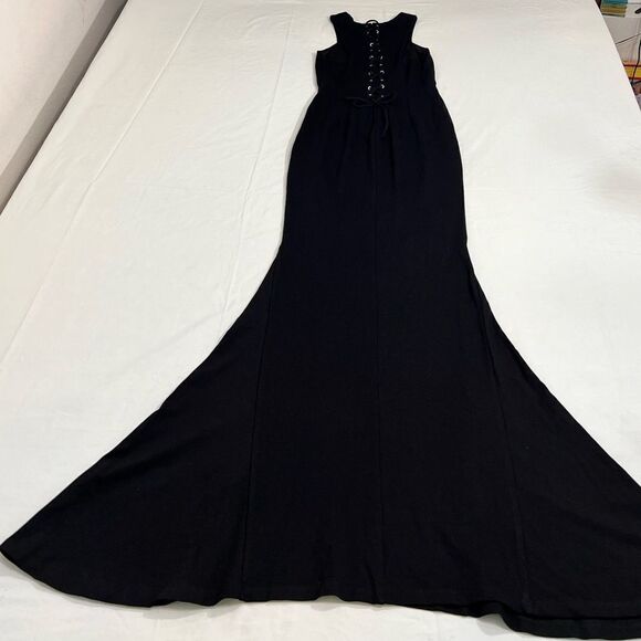 Lovers+ Friends Black Abbey Maxi Gown Size Small Sleeveless Fishtail Style - Picture 11 of 15